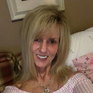 Meet your Posher, Rhonda